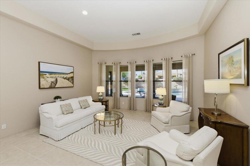 110 Calle Los Hibiscos