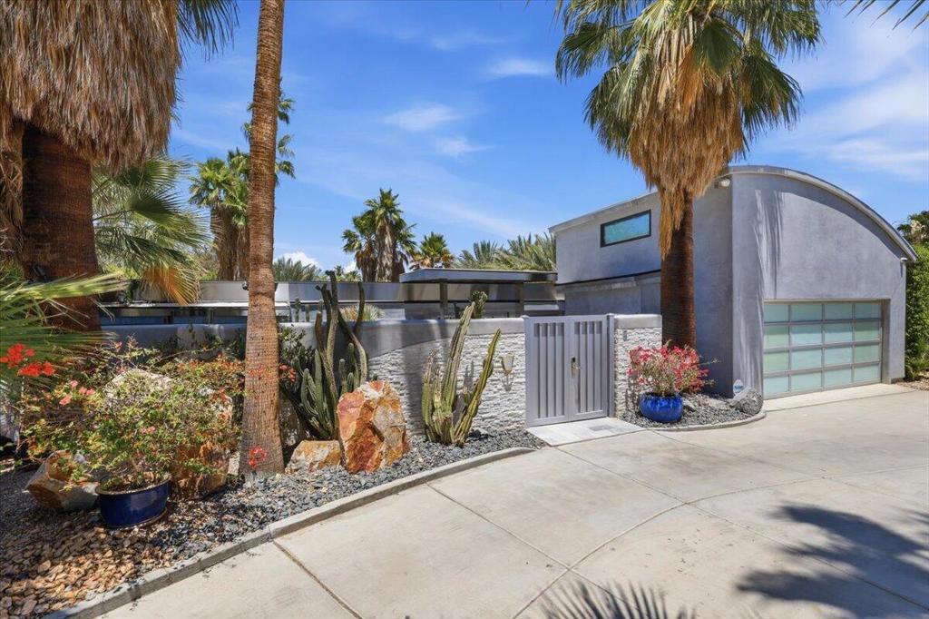 42665 E Veldt Street