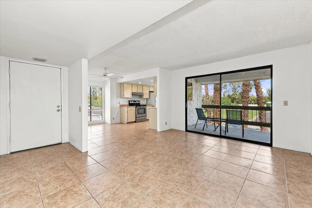 5115 E Waverly Drive D30