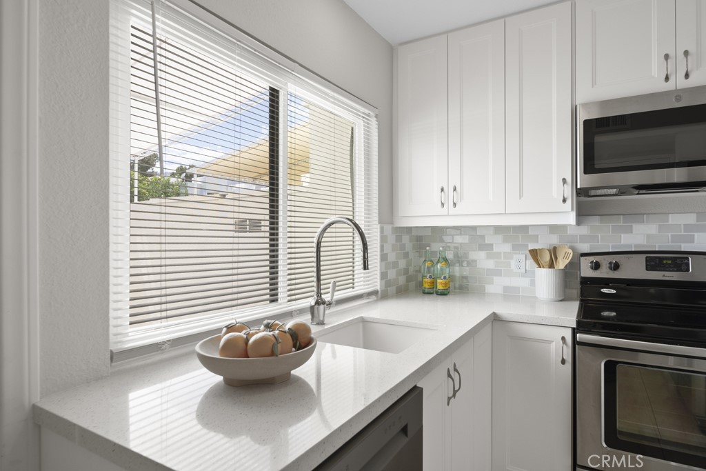 48668 Desert Flower Drive