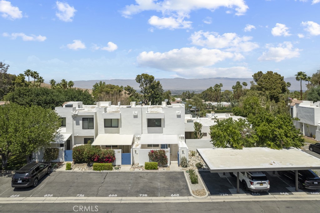 48668 Desert Flower Drive