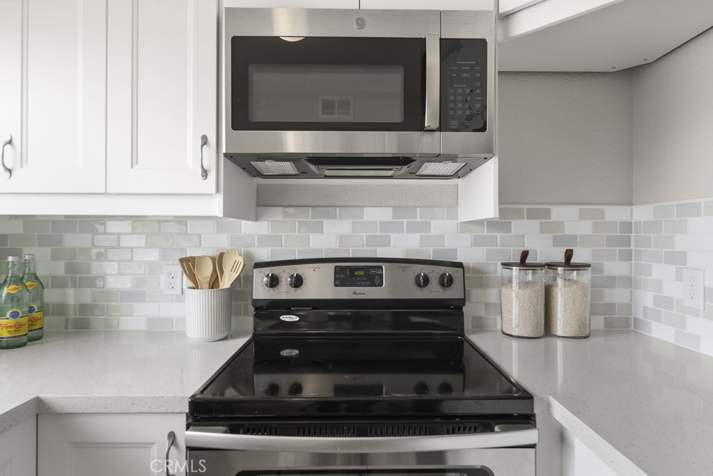 48668 Desert Flower Drive