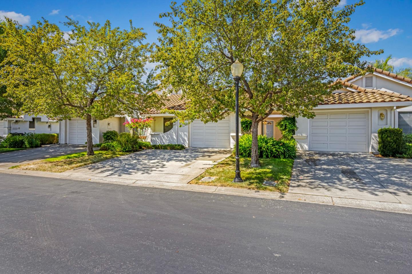 16983 Sugar Pine DR