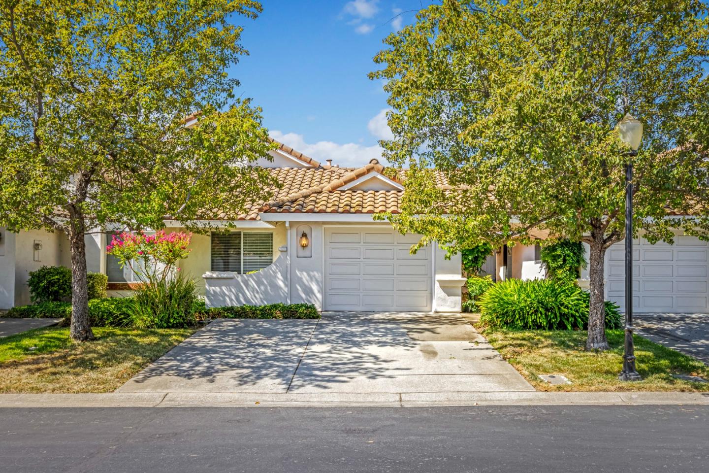 16983 Sugar Pine DR