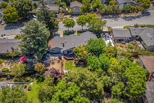 975 W Dunne AVE
