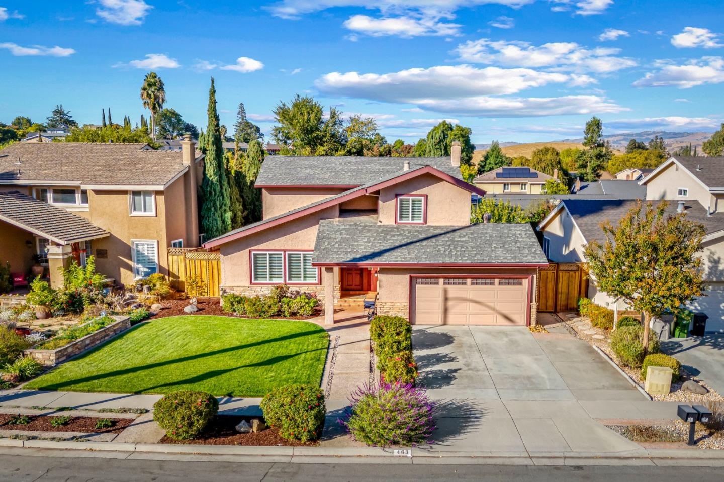 463 Curie DR