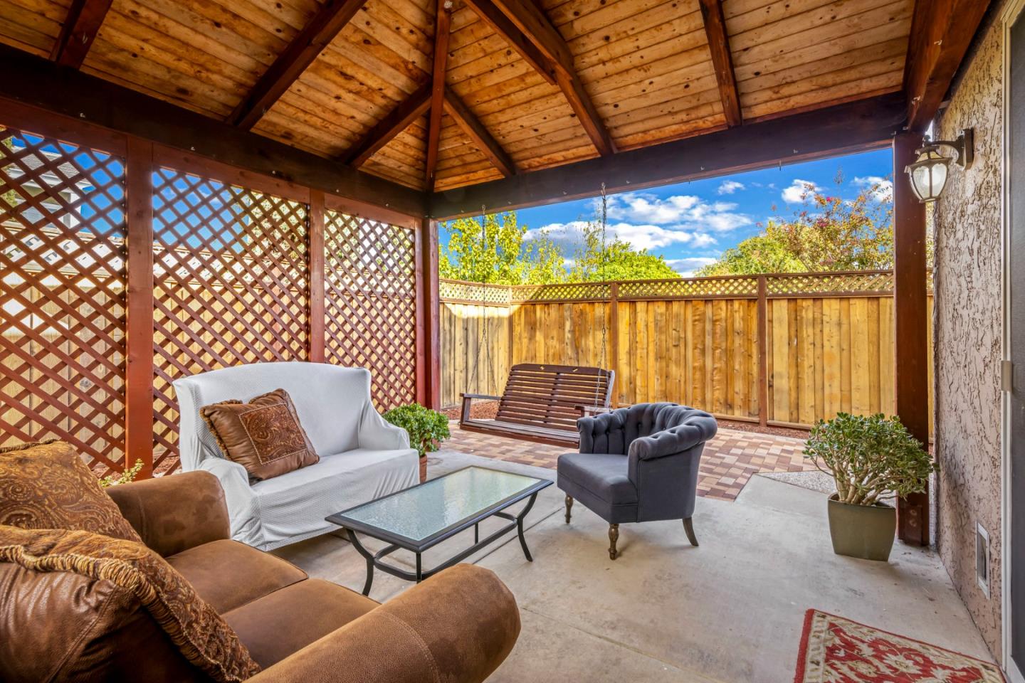 463 Curie DR