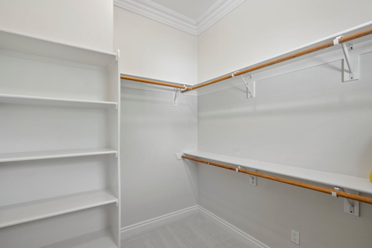 780 Nirasa Lane