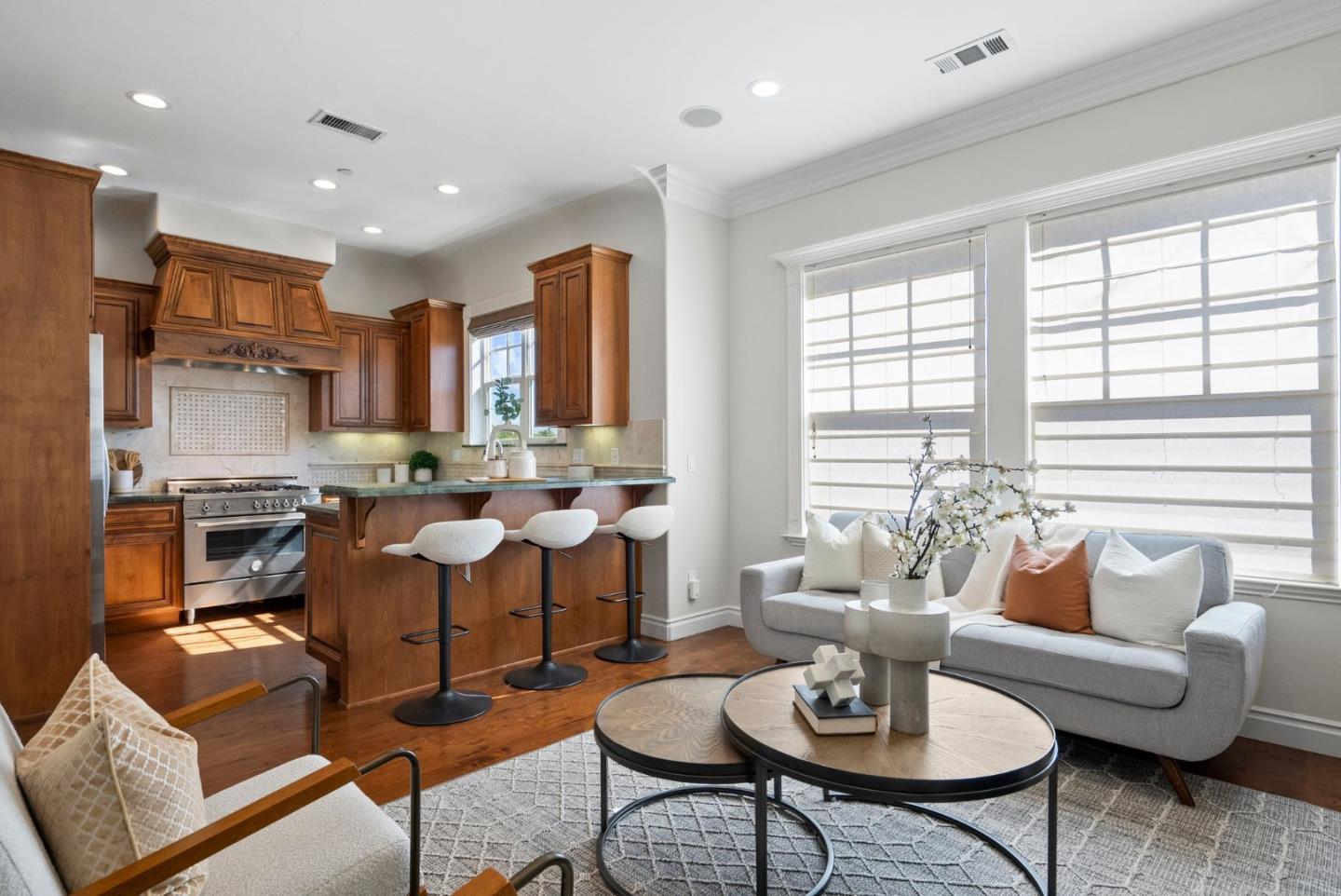 780 Nirasa Lane