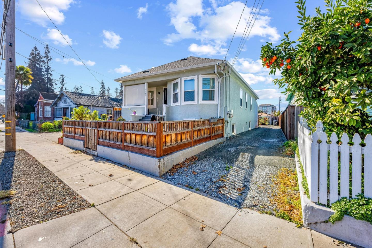 1365 Vine Street