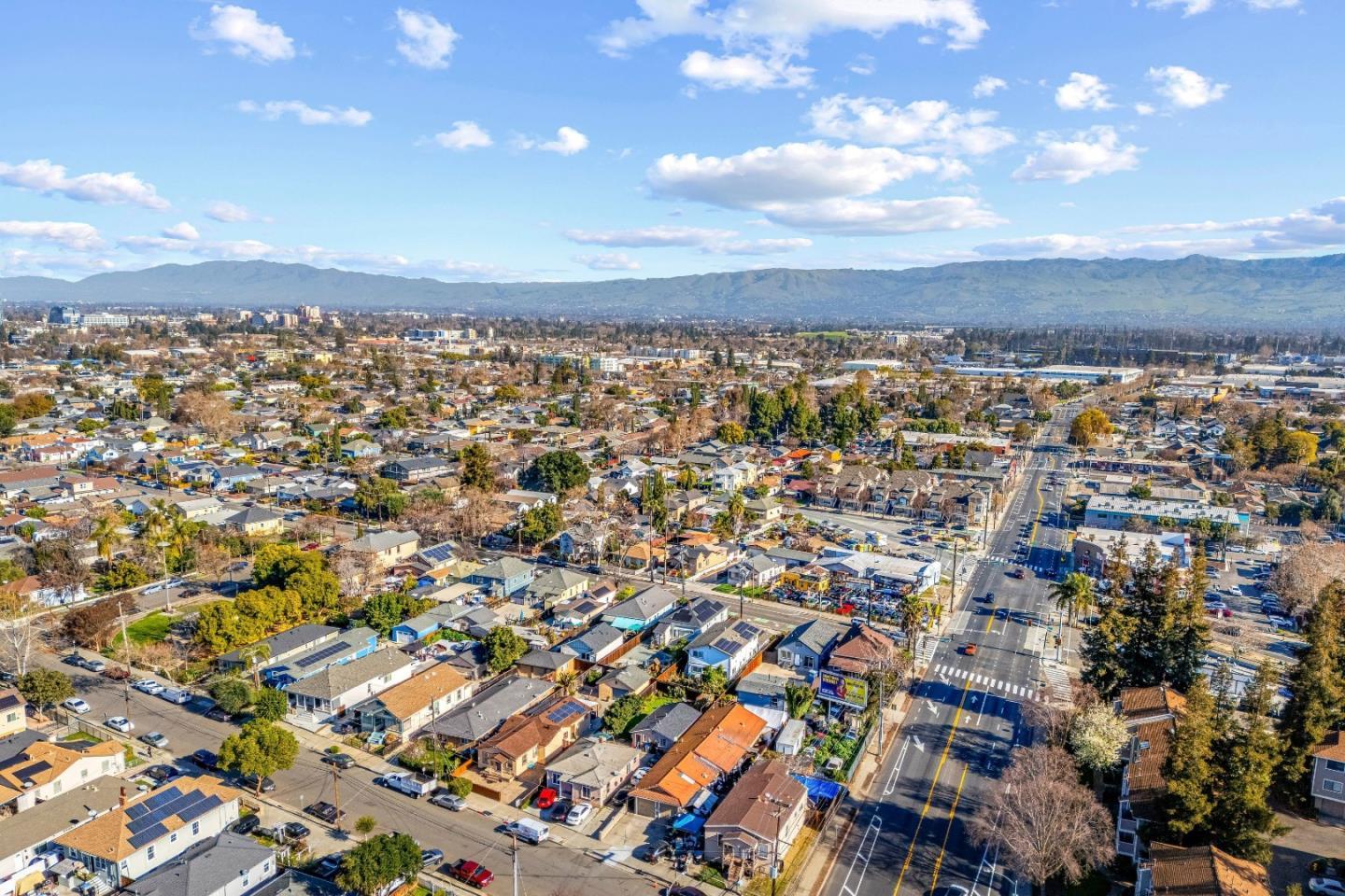 1365 Vine Street
