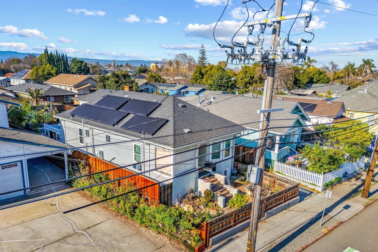 1365 Vine Street