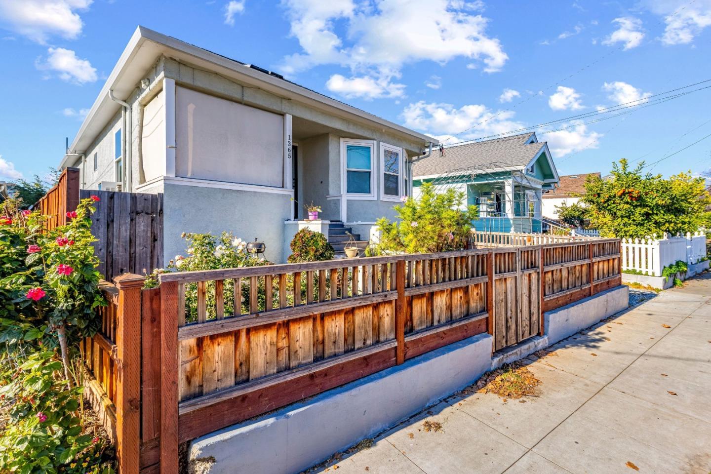 1365 Vine Street