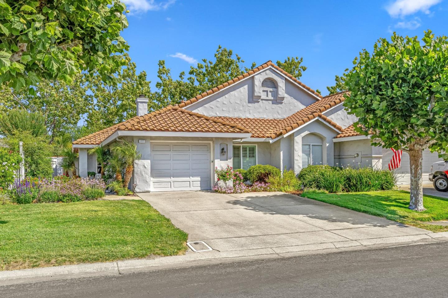 1777 Pinion Way