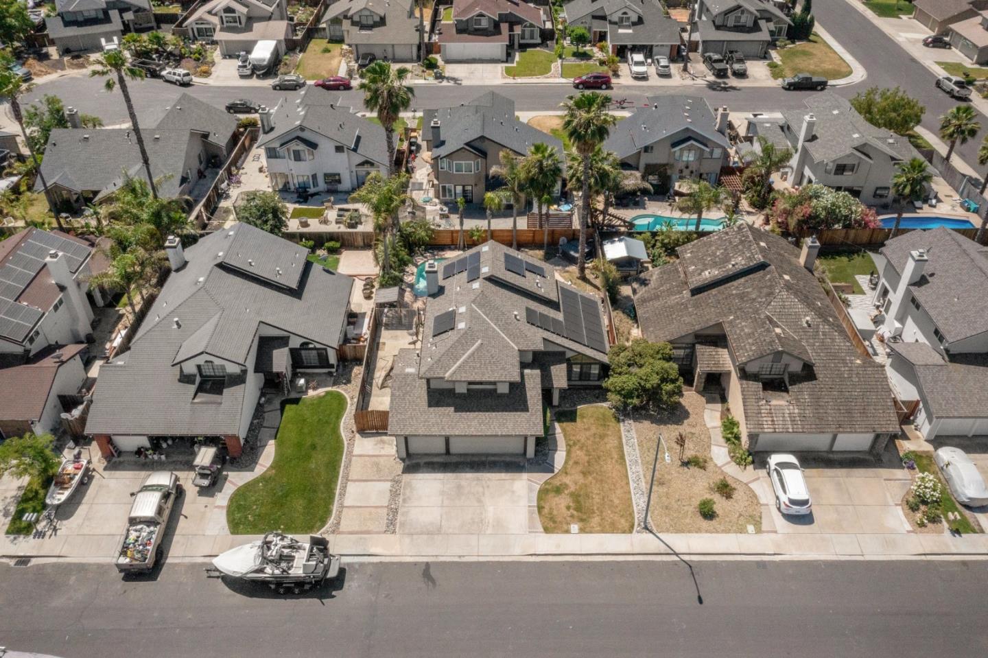 2110 Largo CT