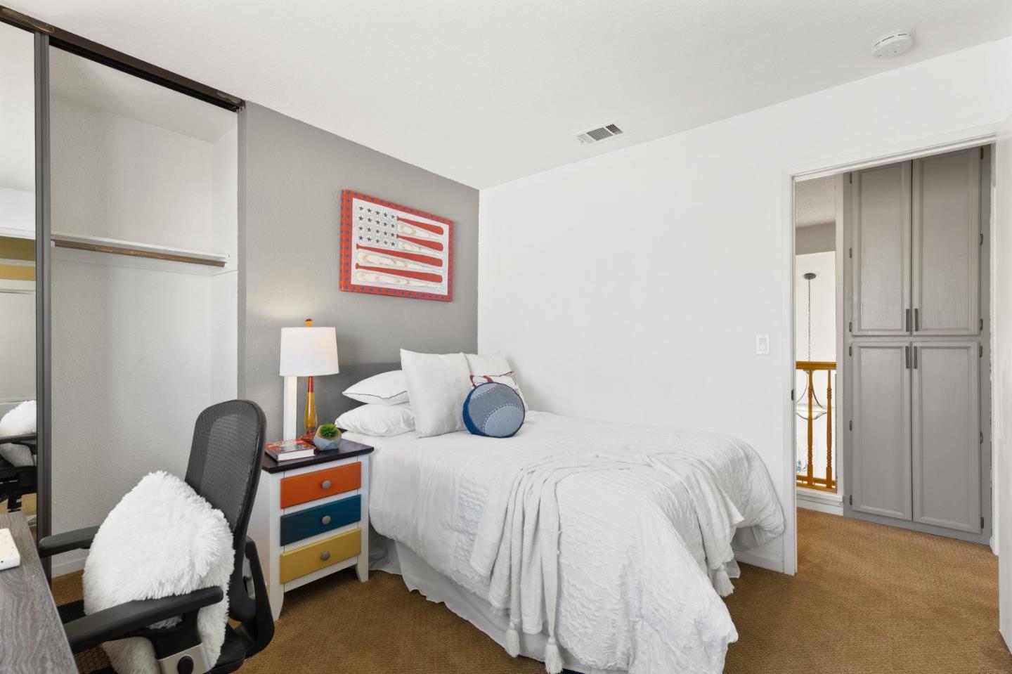 2110 Largo CT
