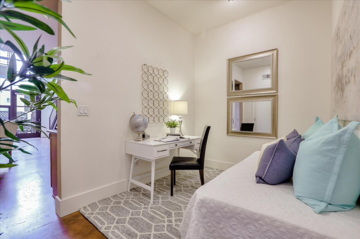 925 The Alameda 112
