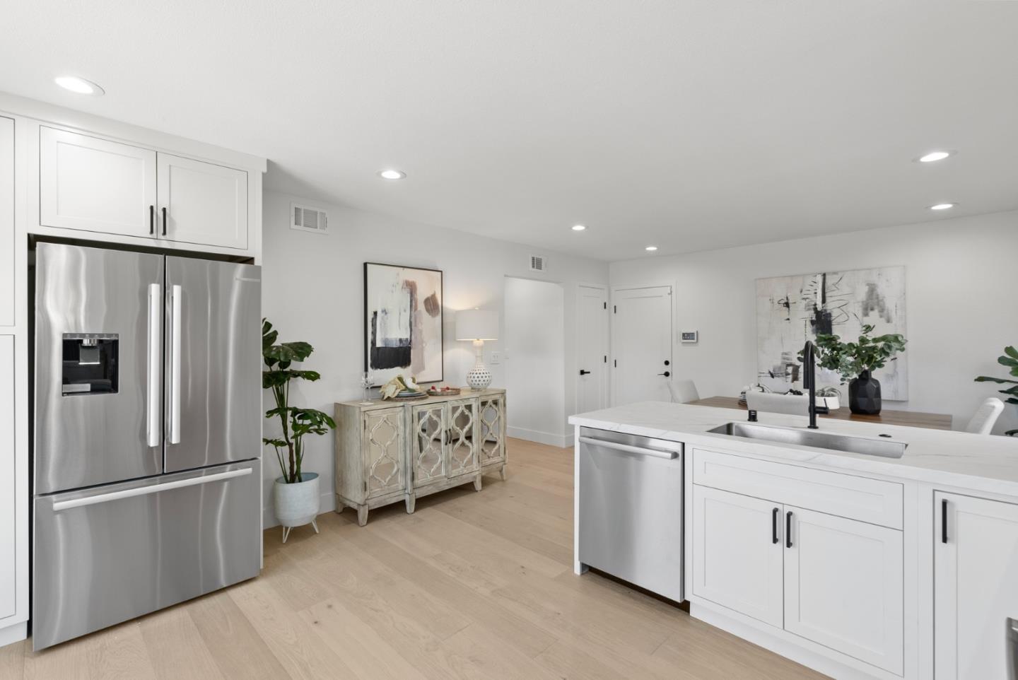 4546 Jonquil DR