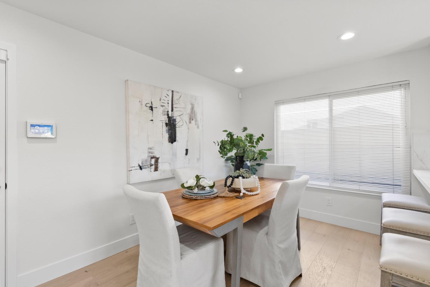 4546 Jonquil DR