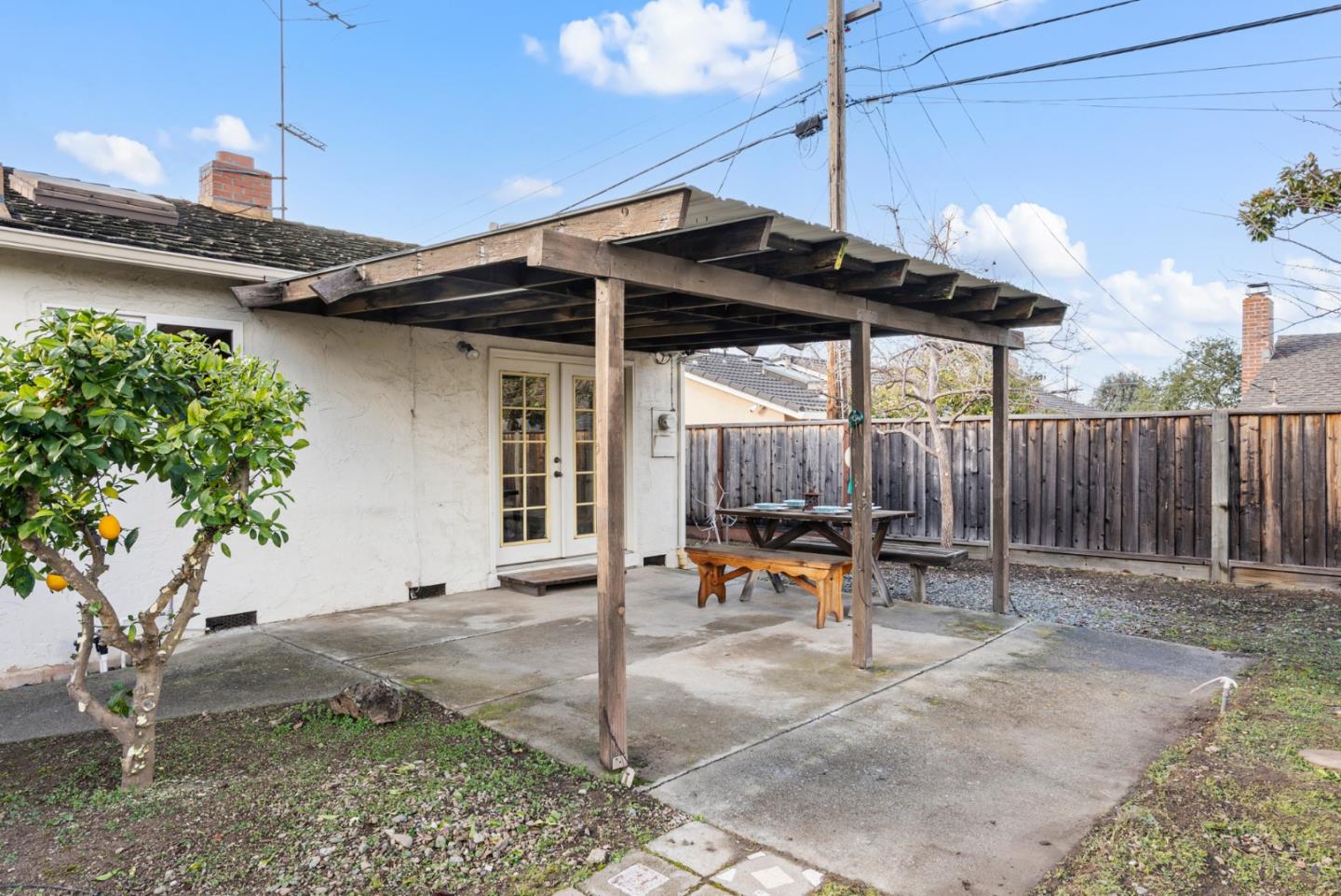 1316 Bing DR