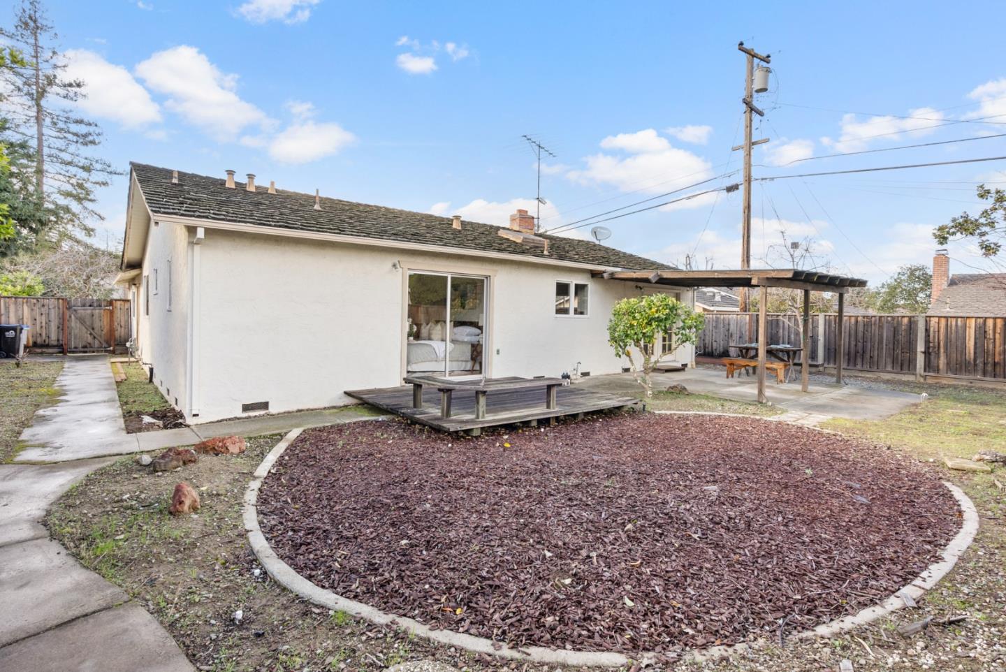 1316 Bing DR