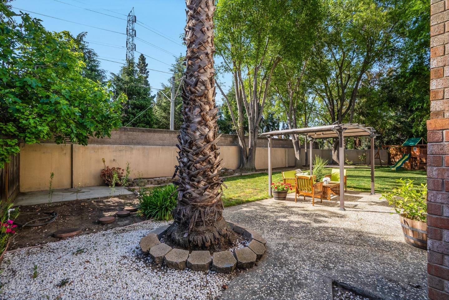 1756 Cheney DR