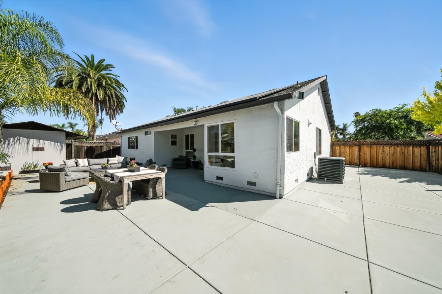 552 Bluefield Drive