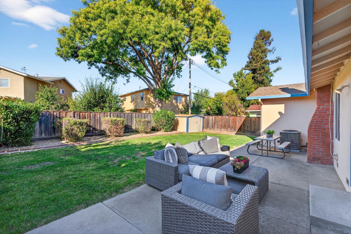 5169 Bobbie Avenue