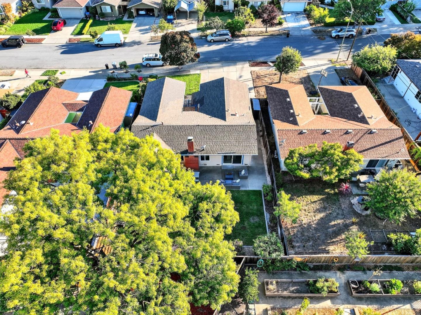 5169 Bobbie Avenue