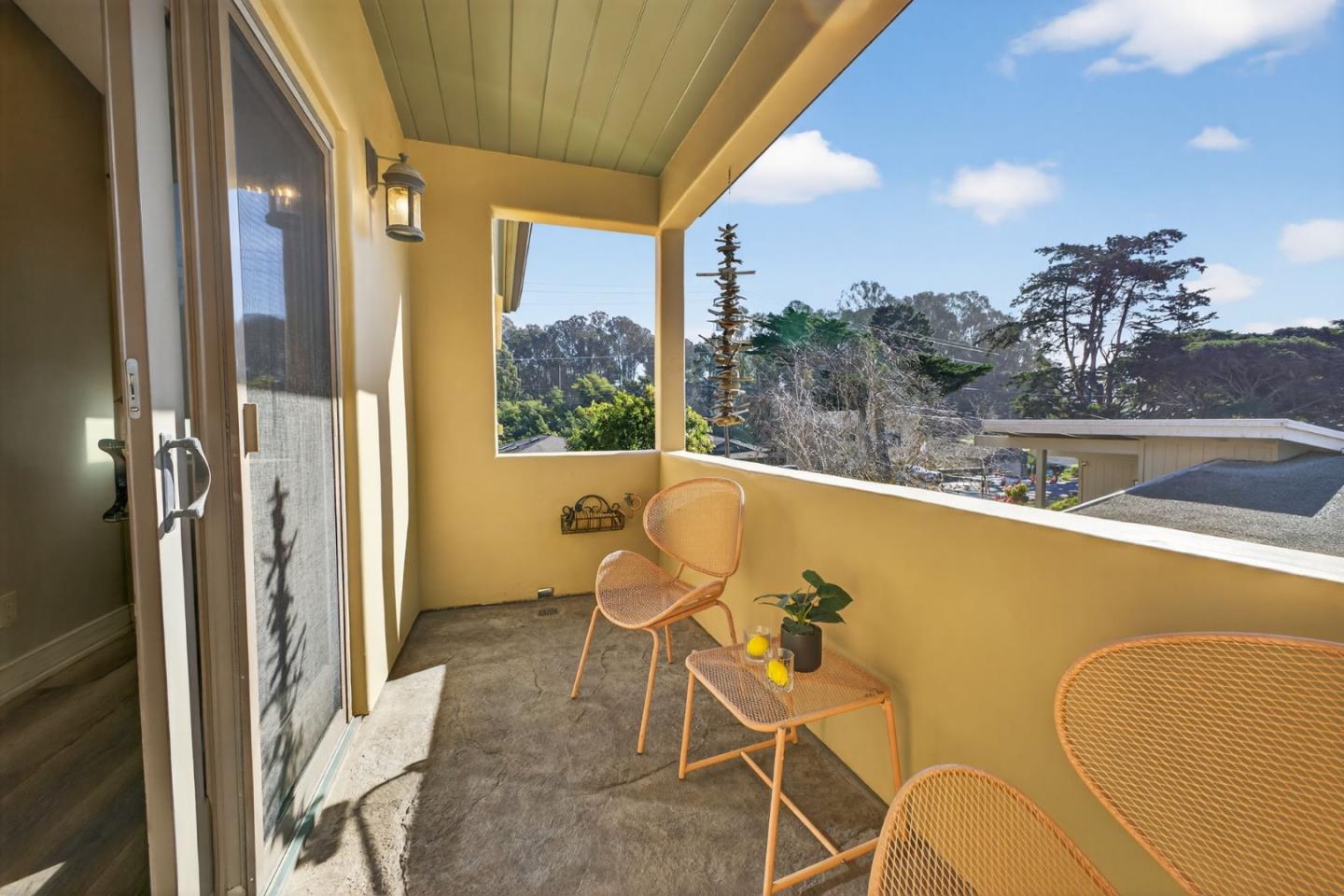 329 Los Altos Drive