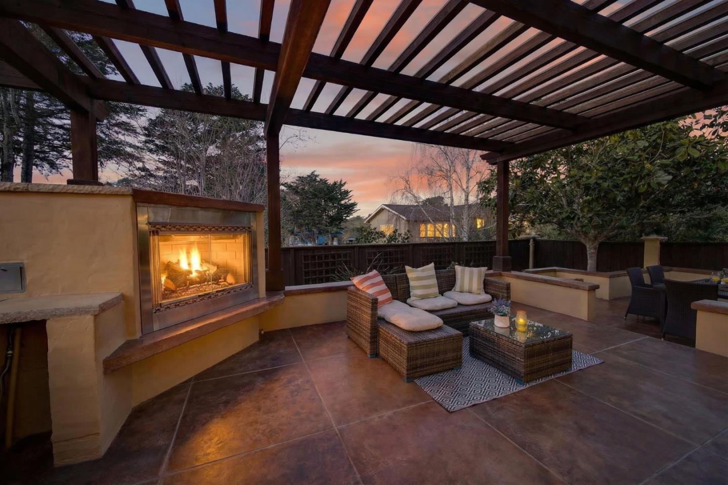 329 Los Altos Drive