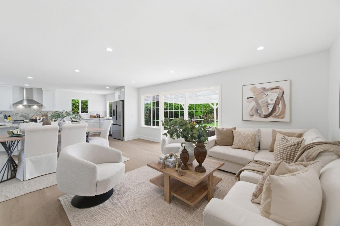4576 Jonquil DR