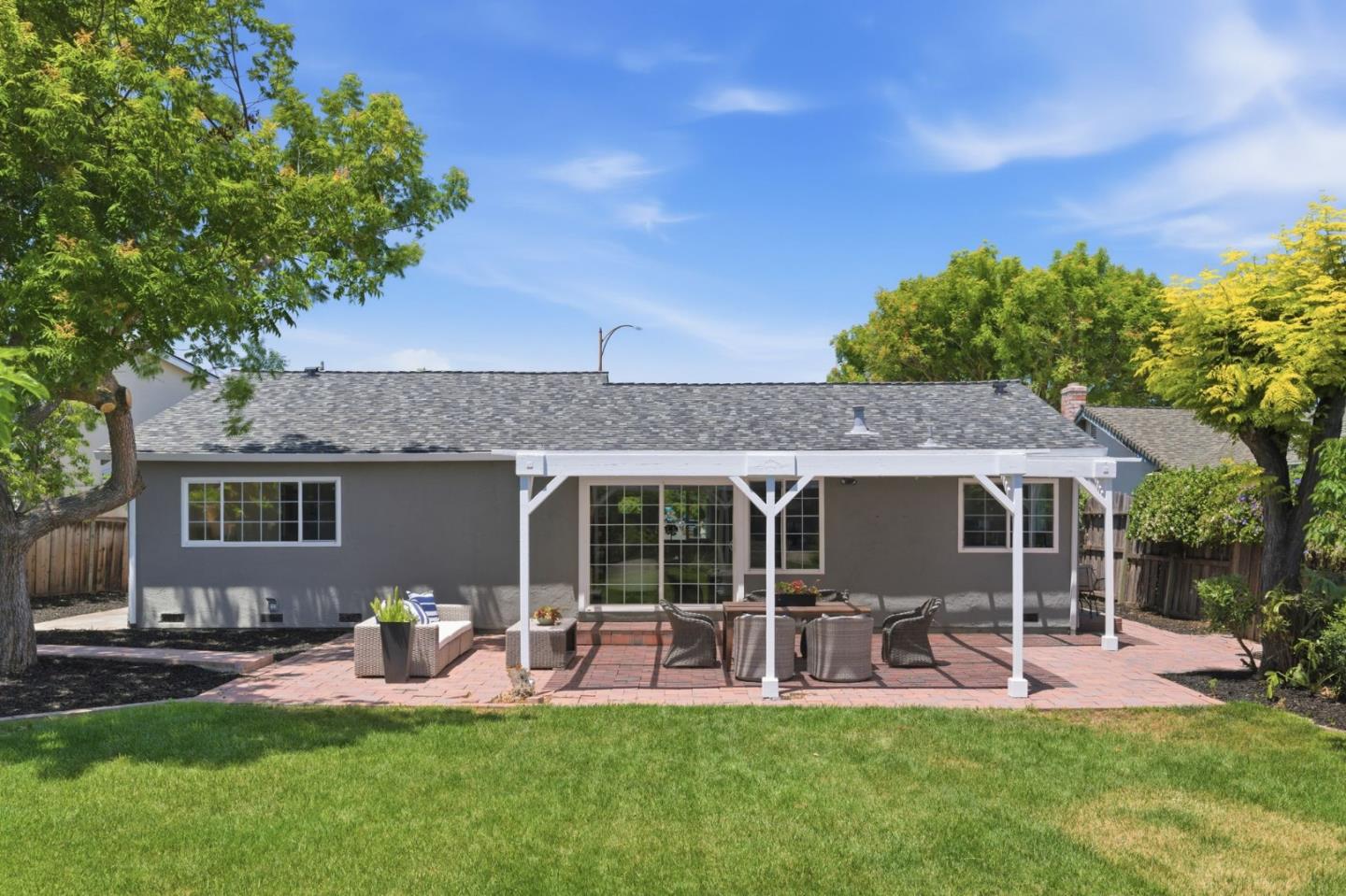 4576 Jonquil DR