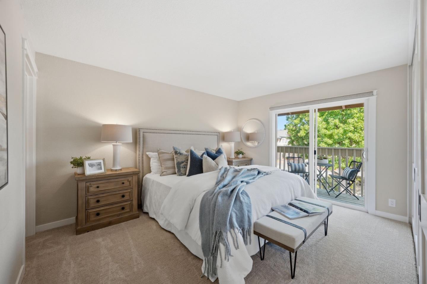 1327 Merrivale West SQ