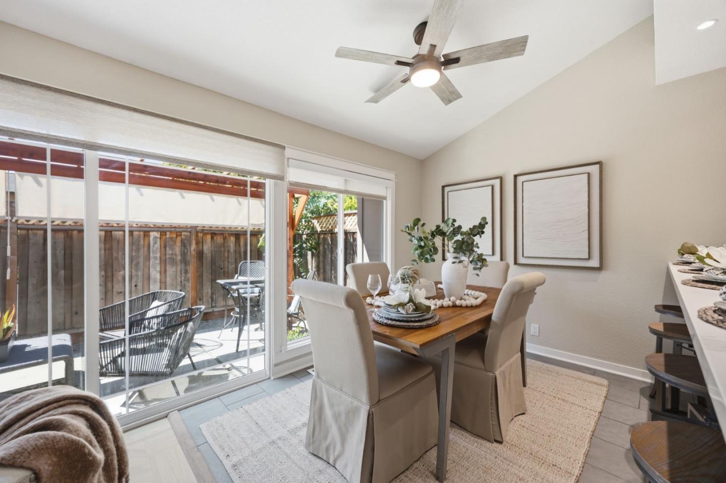 1327 Merrivale West SQ