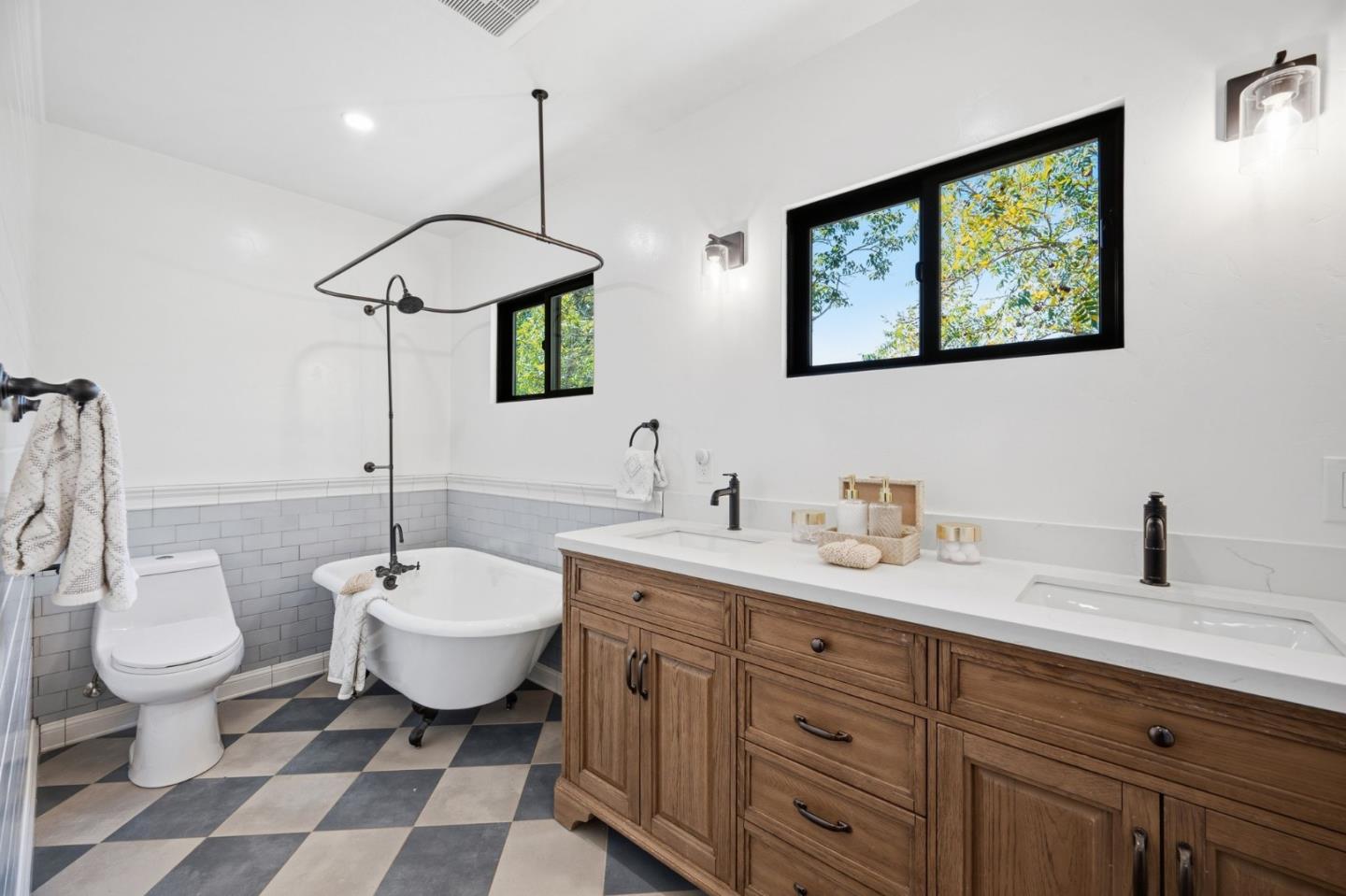 3150 Day RD