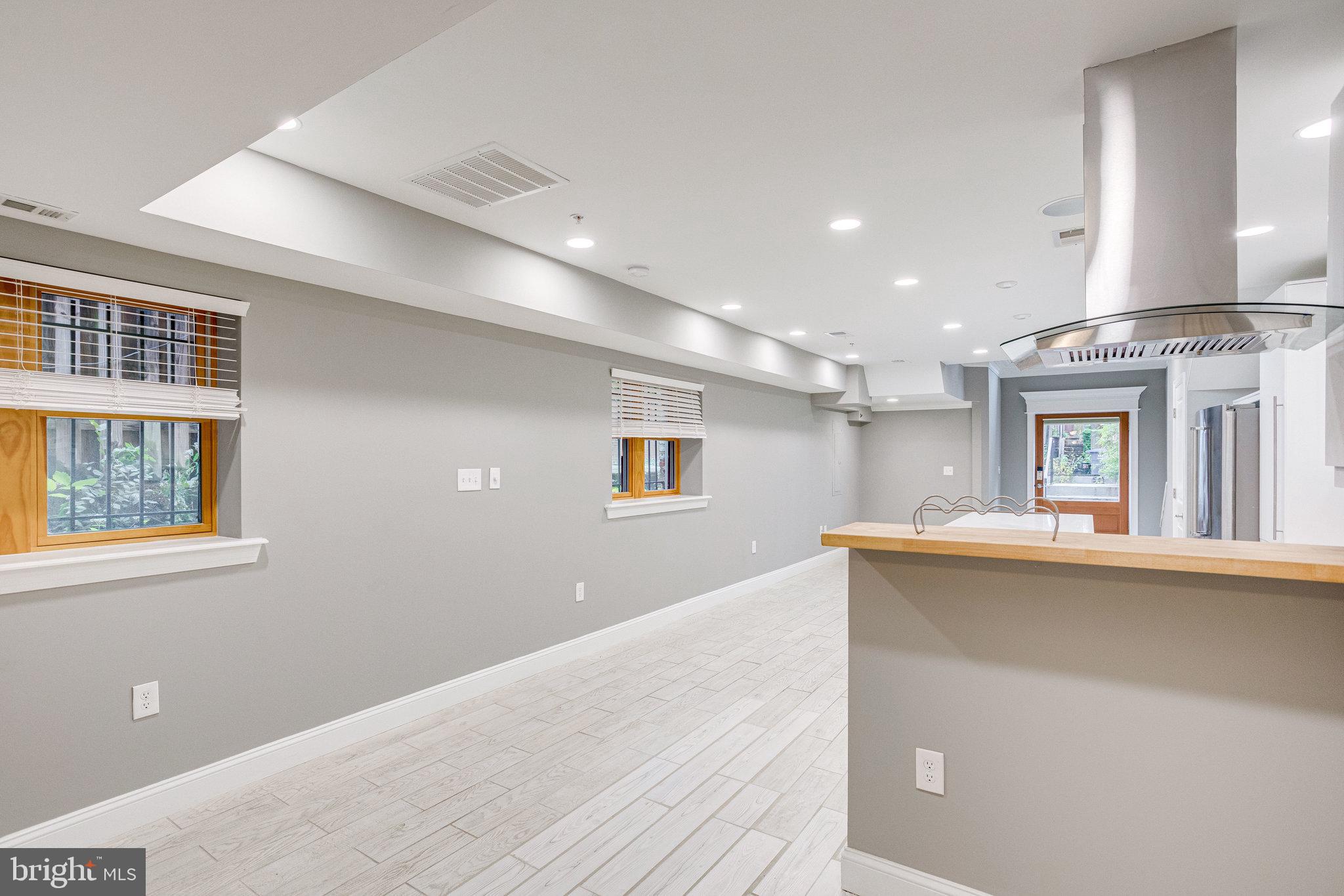 1234 EUCLID ST NW #1