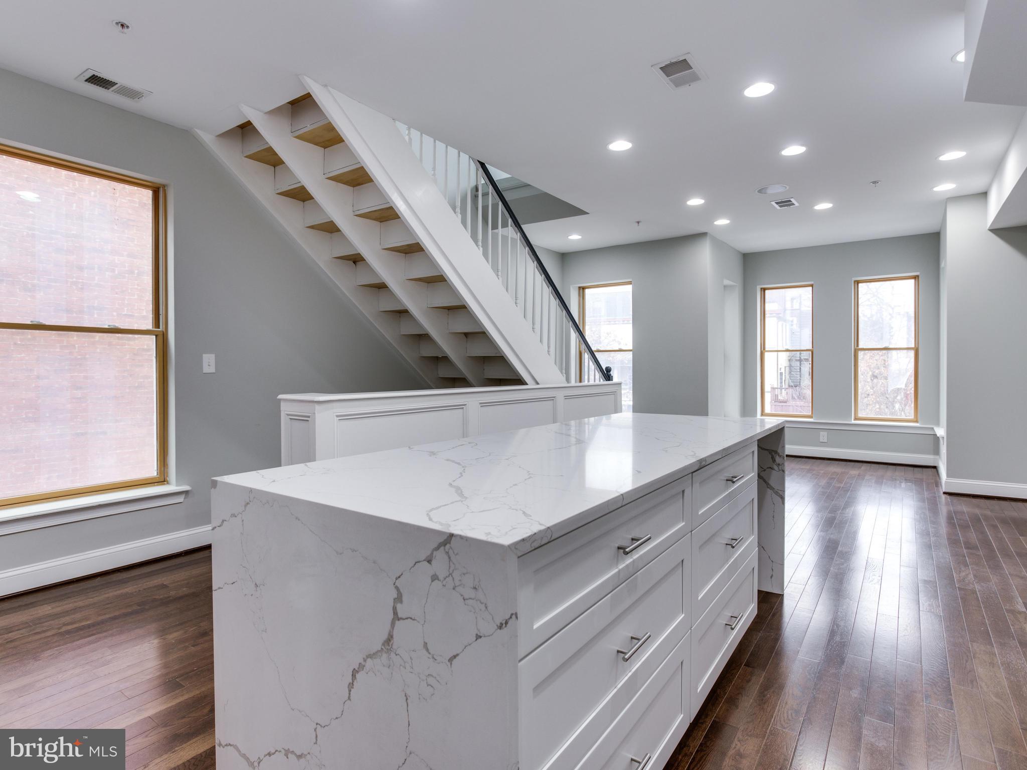 1234 EUCLID ST NW #2