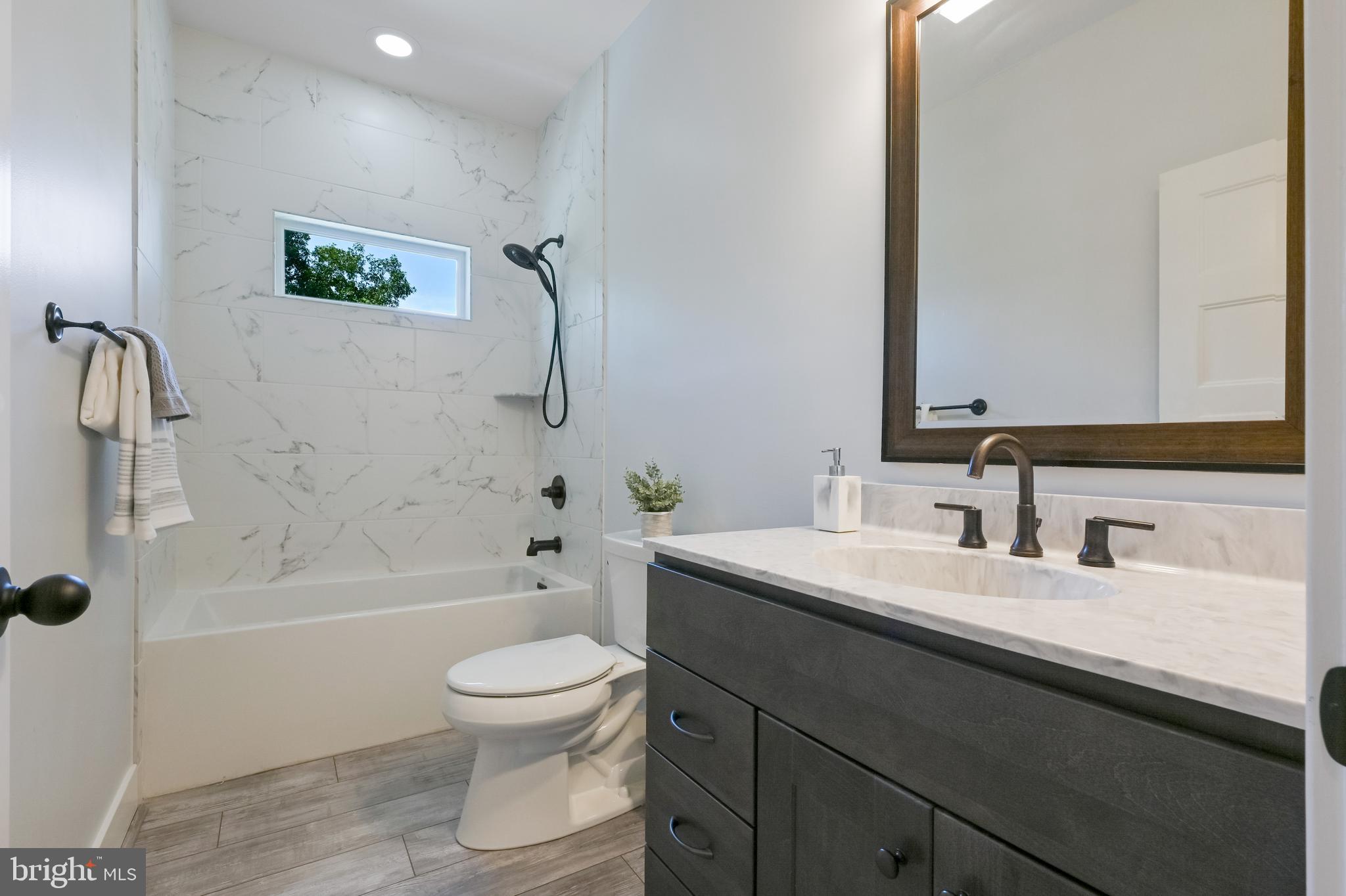 3641 Beach Drive Blvd