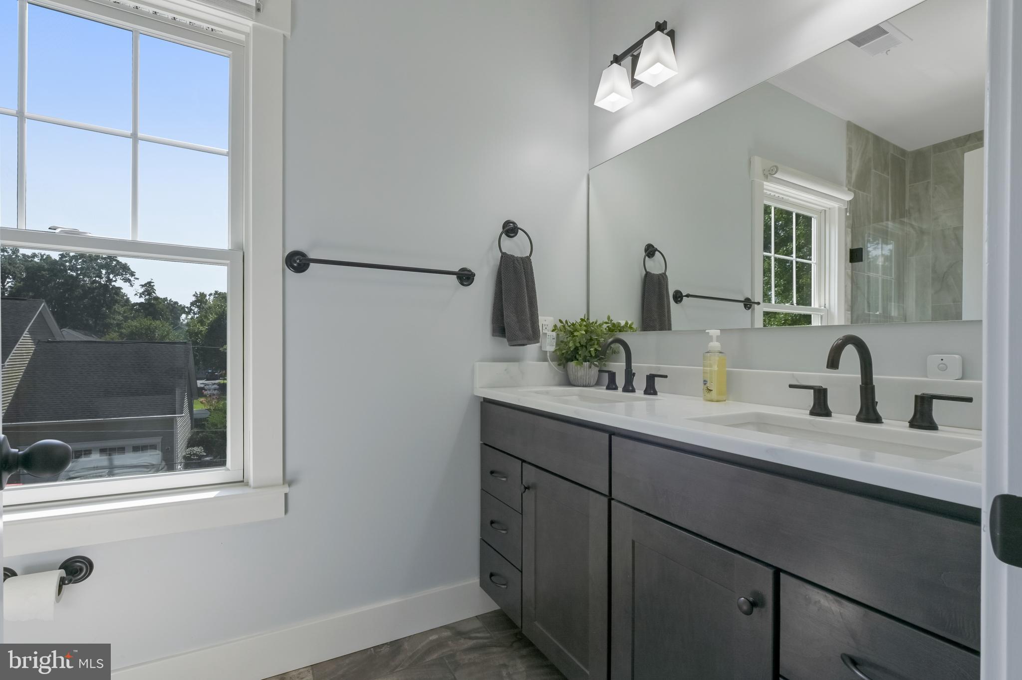 3641 Beach Drive Blvd