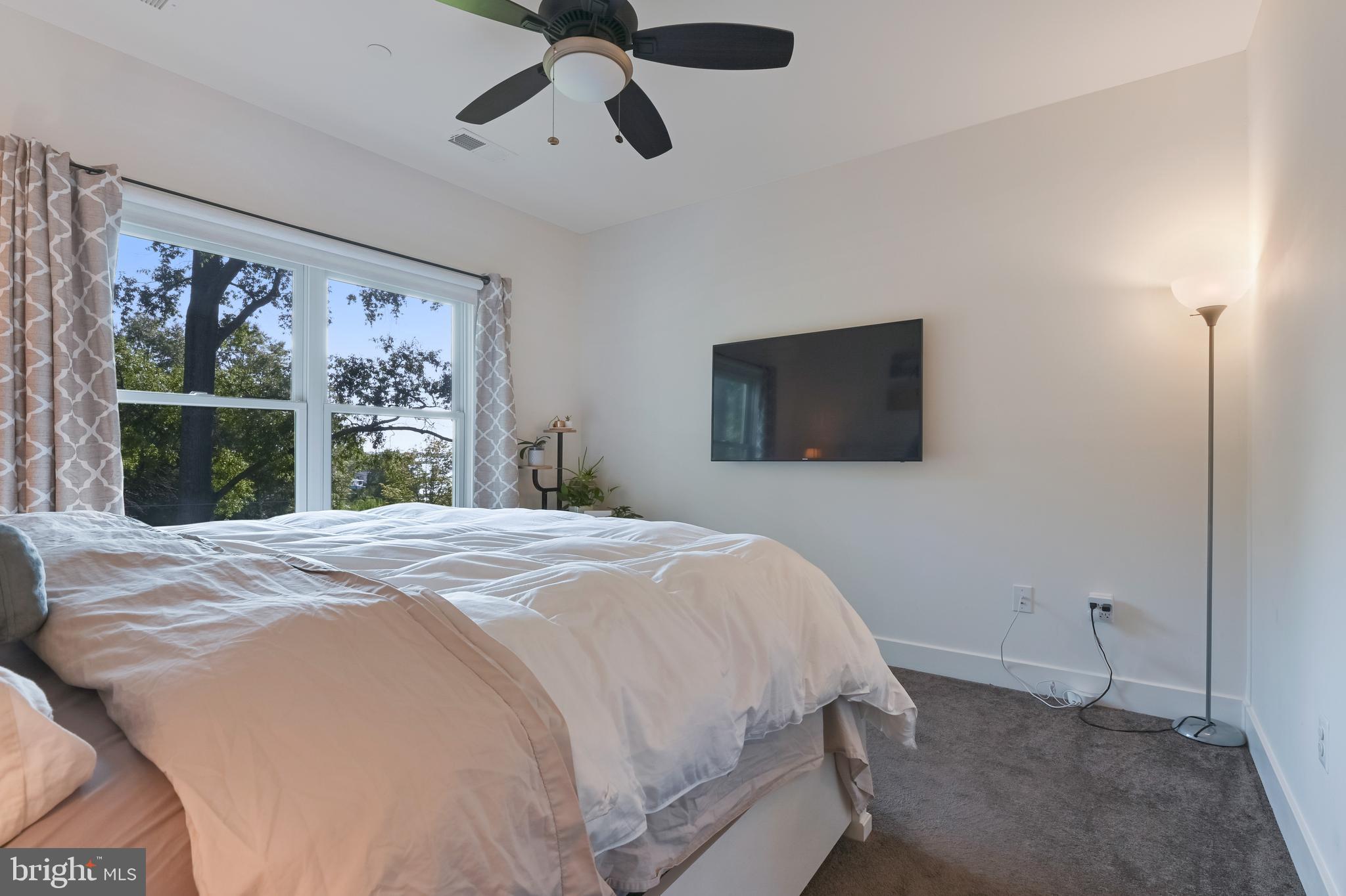 3641 Beach Drive Blvd