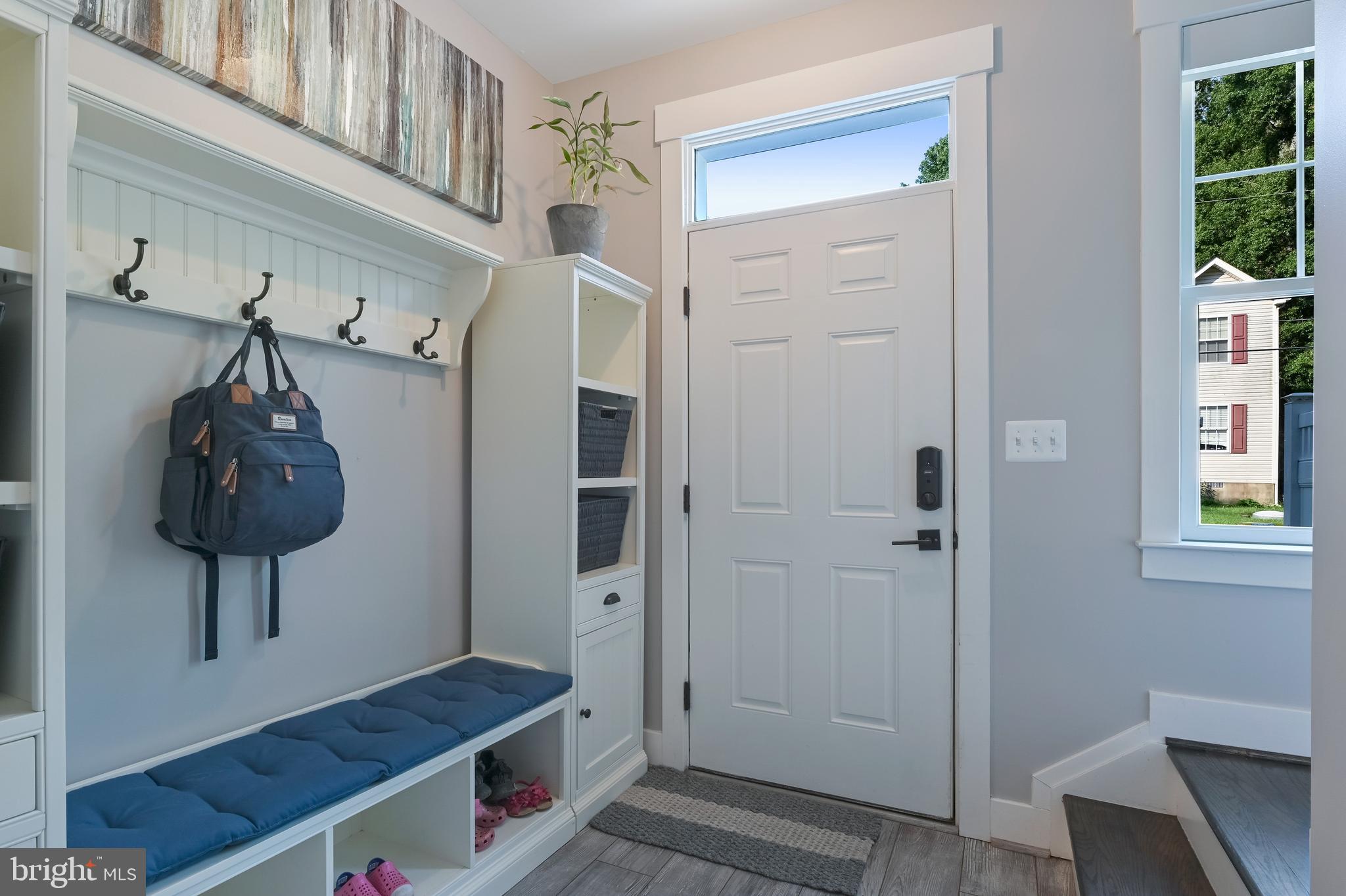 3641 Beach Drive Blvd