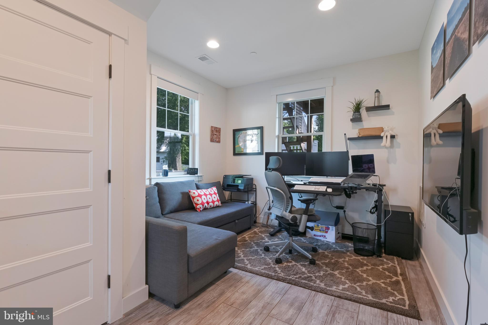 3641 Beach Drive Blvd