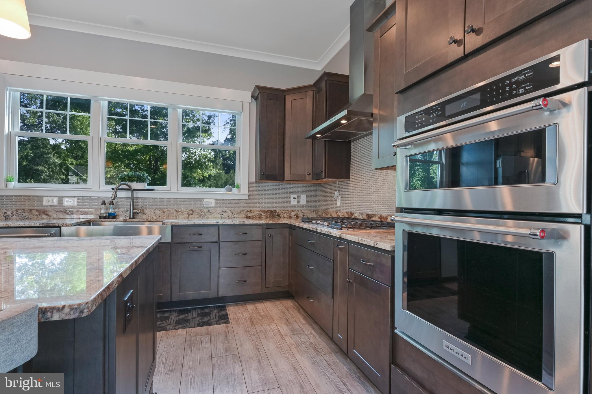 3641 Beach Drive Blvd