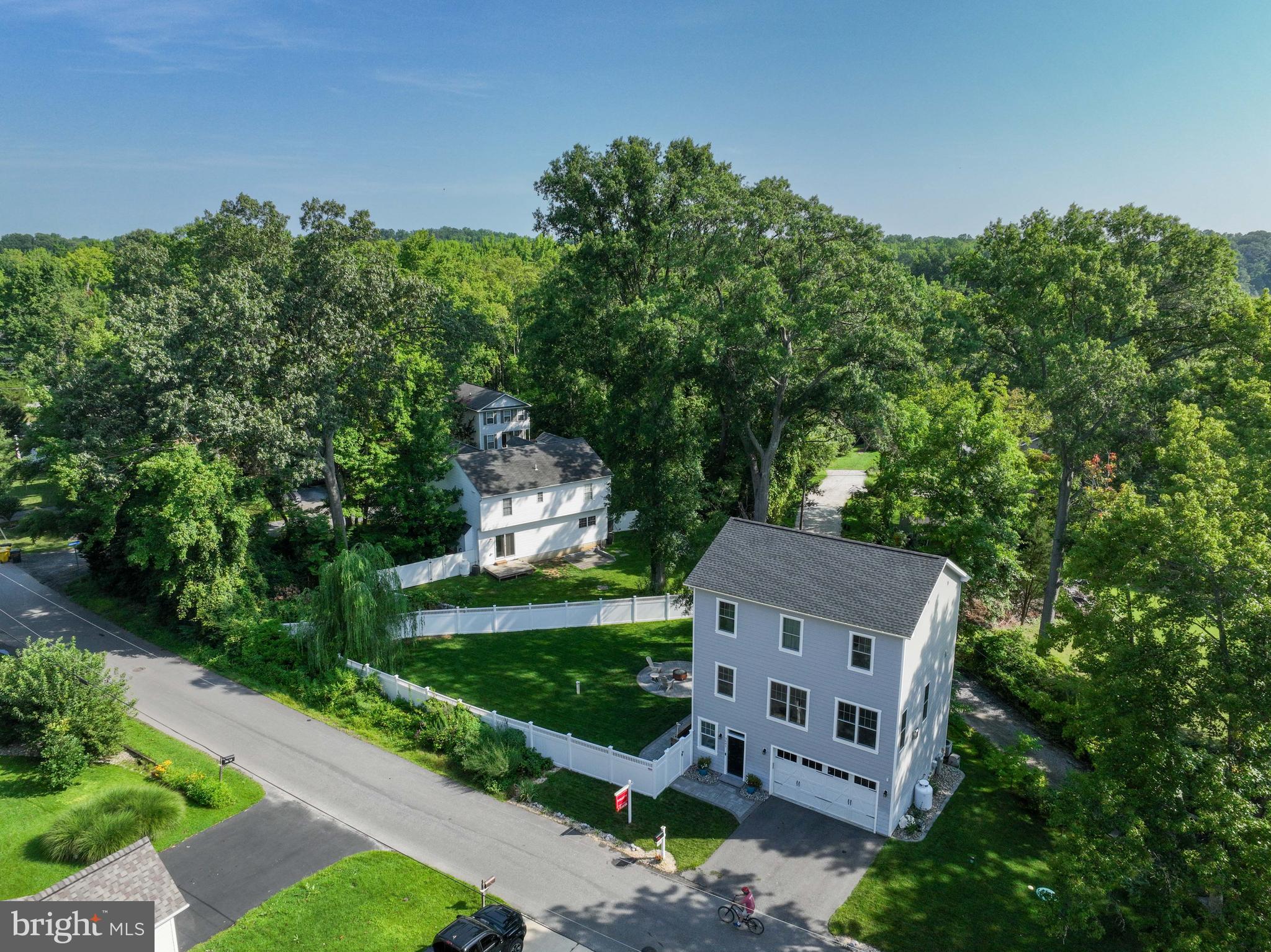 3641 Beach Drive Blvd