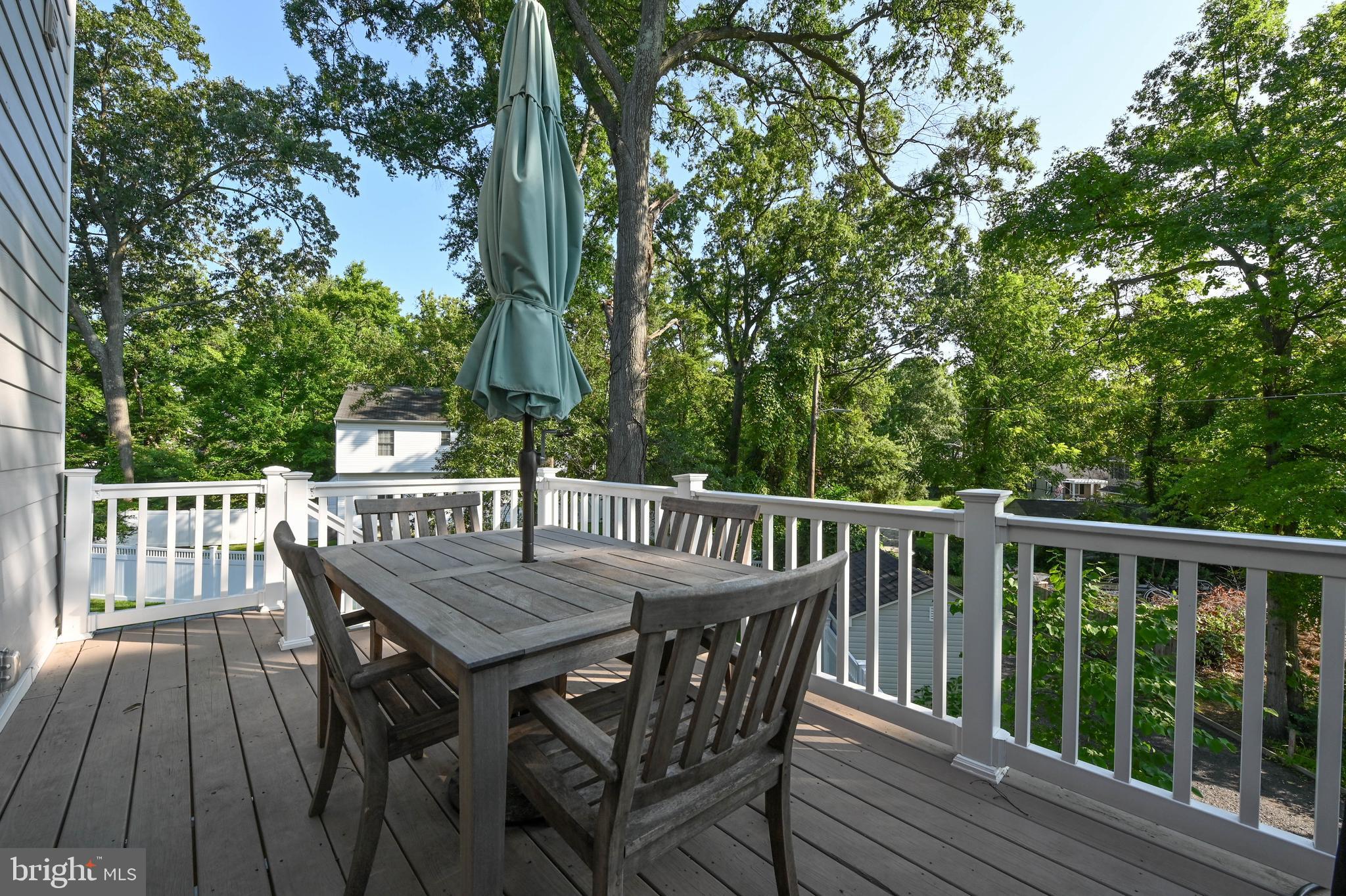 3641 Beach Drive Blvd