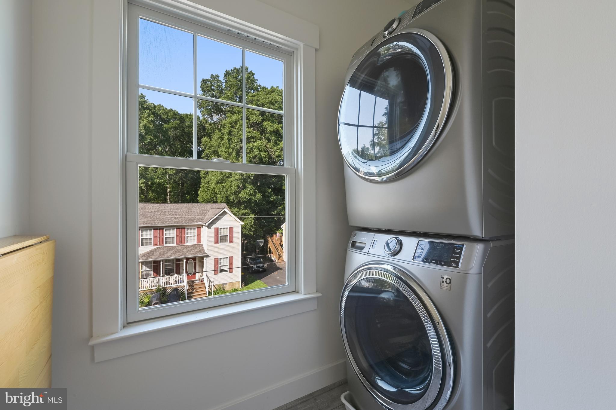 3641 Beach Drive Blvd