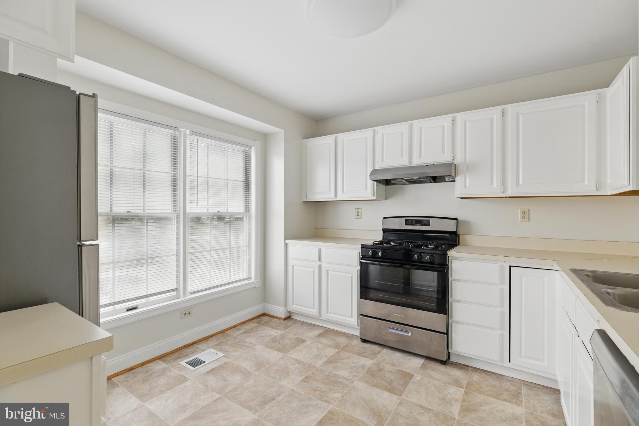 12473 Turtle Dove Pl