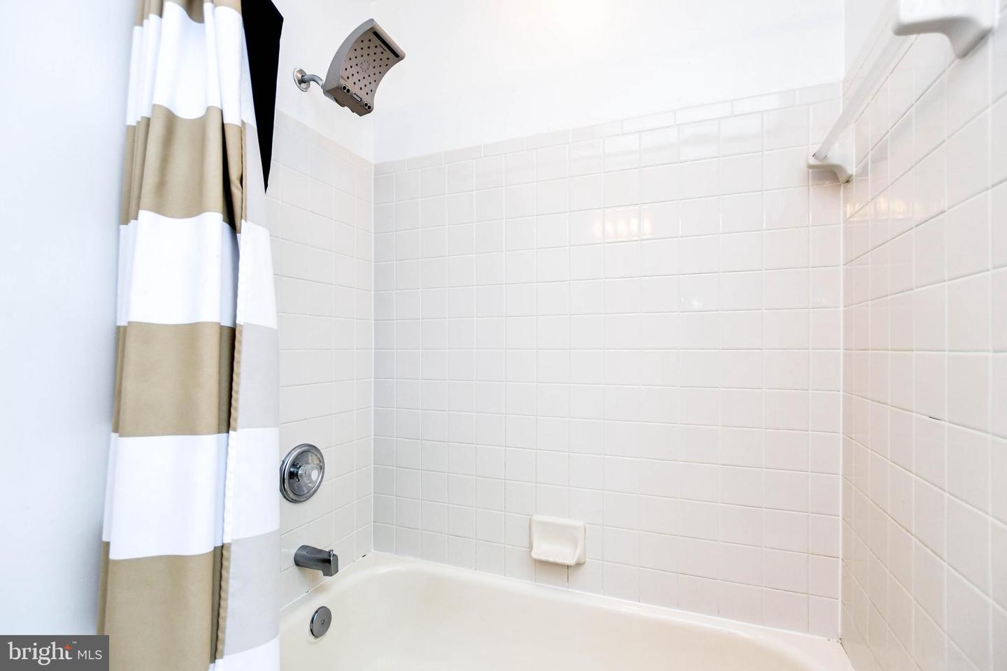 6803 Summit Creek Rd