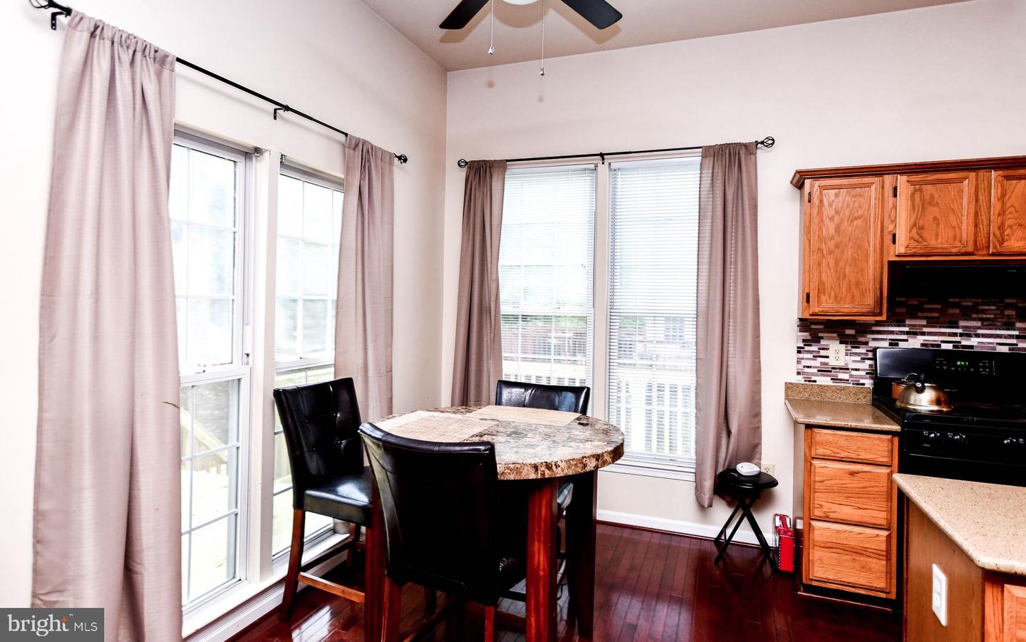 6803 Summit Creek Rd